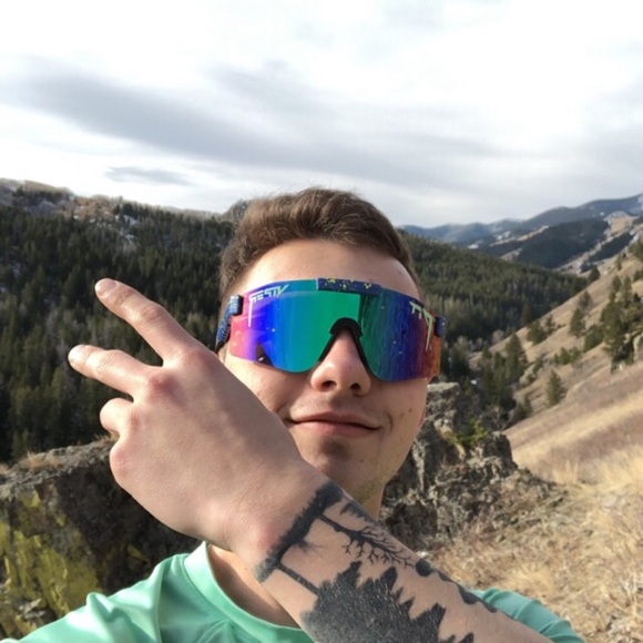 Meet your Posher, Joseph - Picture 1 of 1